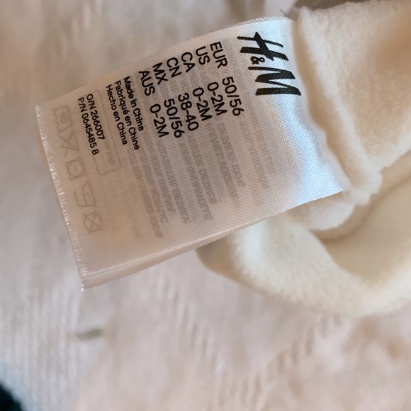 3/$30 H&M warm Pom Pom baby tuque - Picture 2 of 2